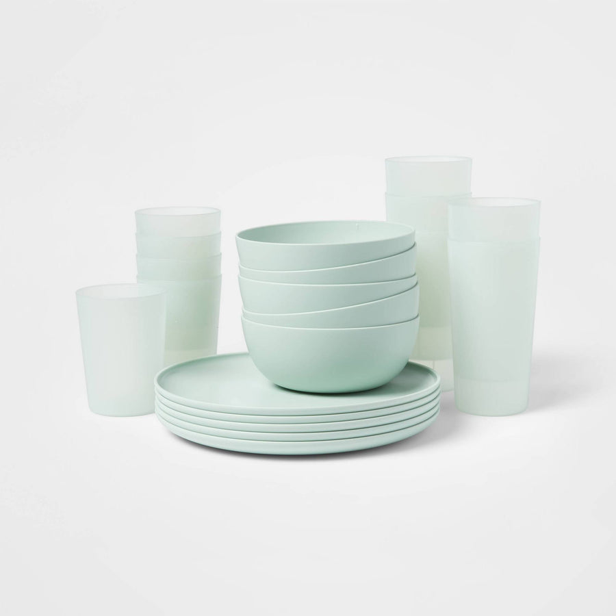 20pc Plastic Dinnerware Set Green - Room Essentials