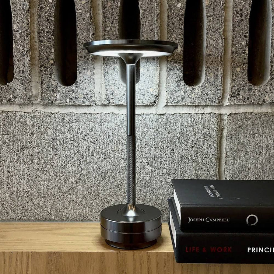 Ambient Metallic - Cordless Table Lamp - Rechargeable & Waterproof - Black
