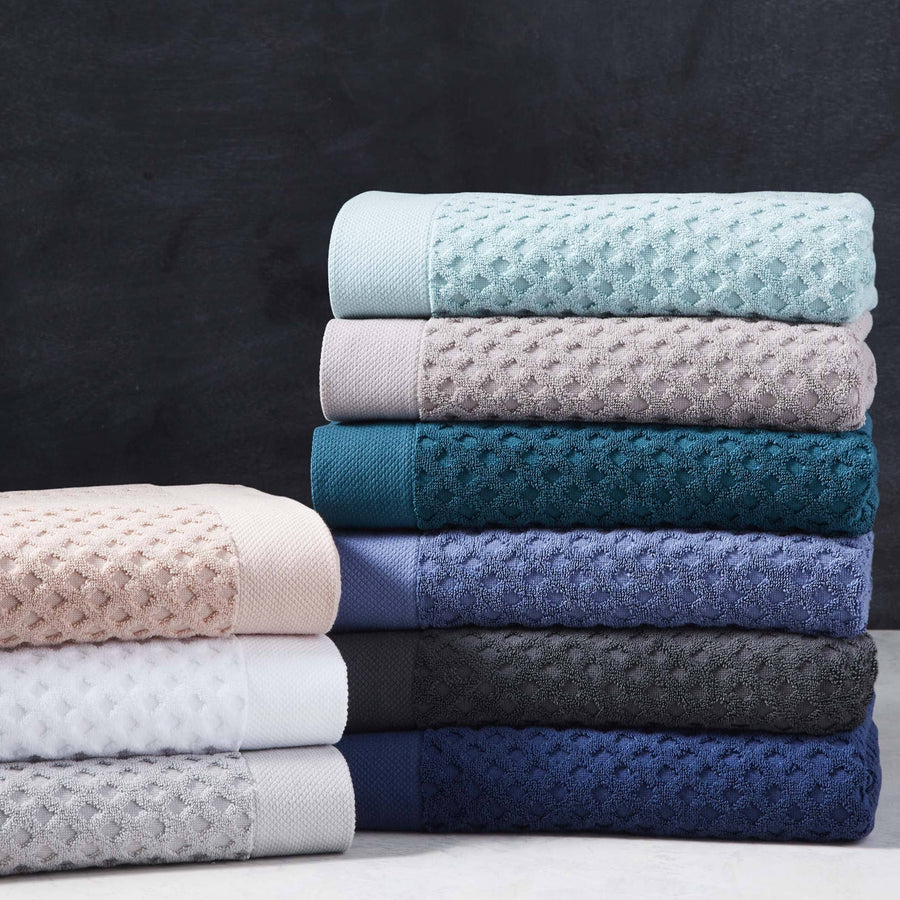 Better Homes & Gardens Signature Soft Texture Bath Towel, Blue Admiral