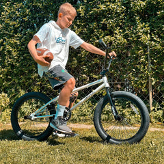 Cubsala 20 in Kids BMX Bike Freestylefor Age 6 - 14 Years Old Boys Girls with 4 Pegs, Black with Red Tires