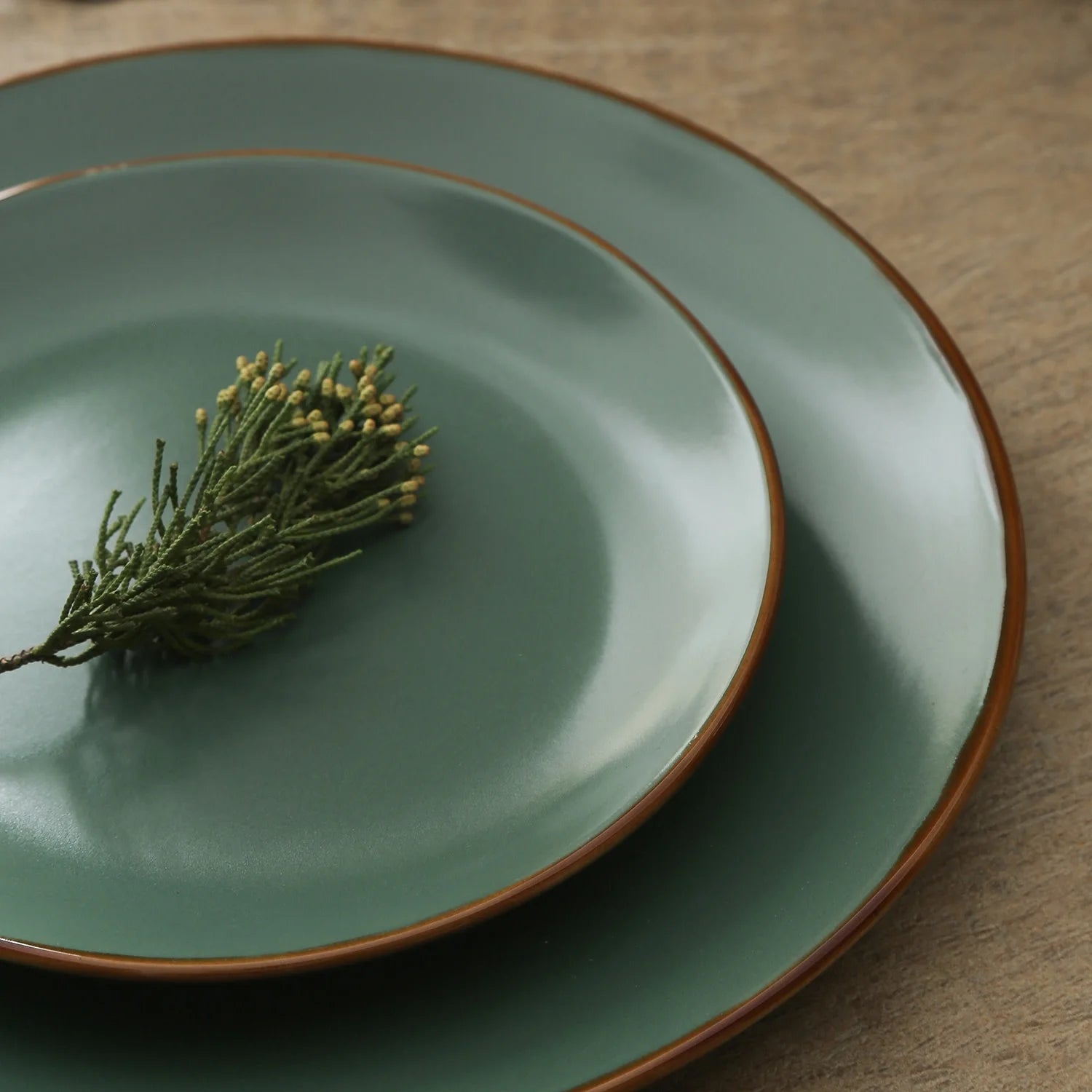 Stone + Lain Brasa Stoneware Collection Dinnerware Set, 32 - Piece Service for 8, Blue