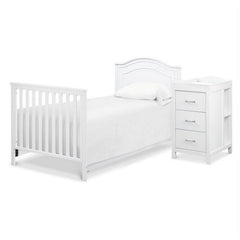 Davinci Charlie 4 - in - 1 Convertible Mini Crib & Changer in White